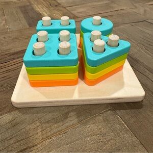 🌈 LOVEVERY Sort & Stack Peg Puzzle 🧩